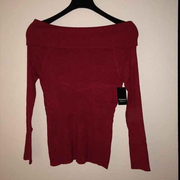 Ribbed Knit Pullover - Picture 2 of 5